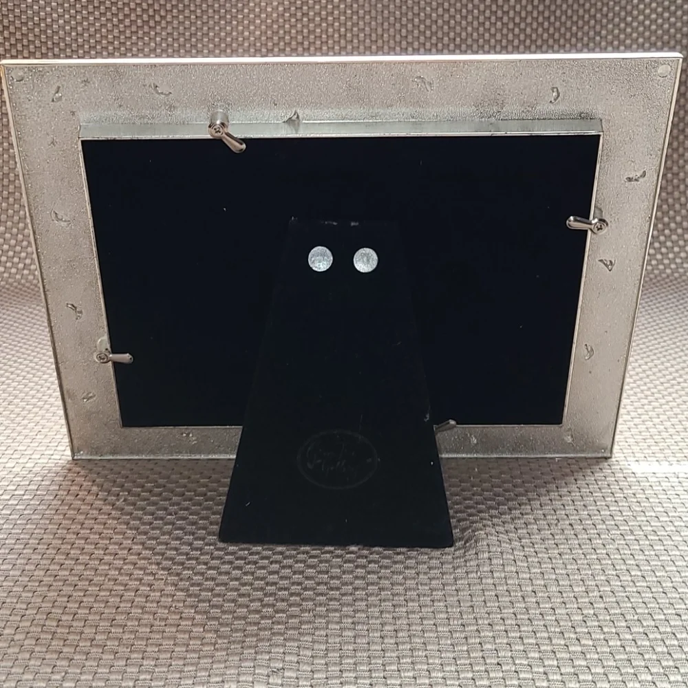 4 photo picture frame w teddy bear & crystals